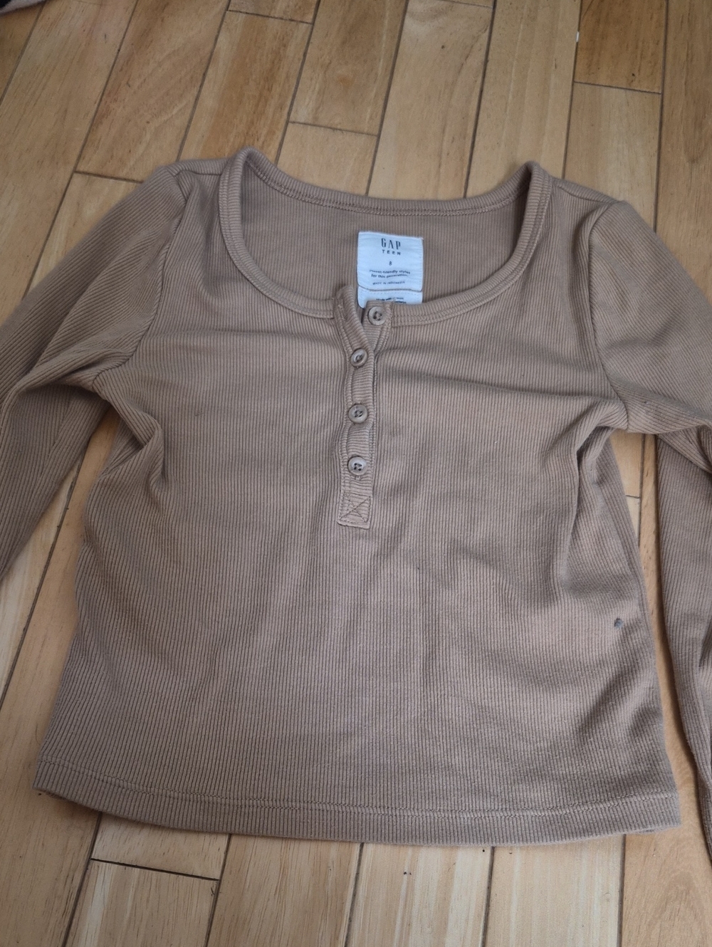 GAP Ribbed Long-Sleeve Henley Top in Tan